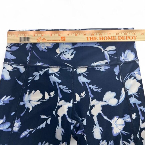 Athleta Navy White Floral 7/8 Leggings Large Salutation Stash - Picture 4 of 7